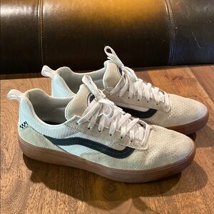 Vans Zahba, White and Black Men's Skateboard Shoes